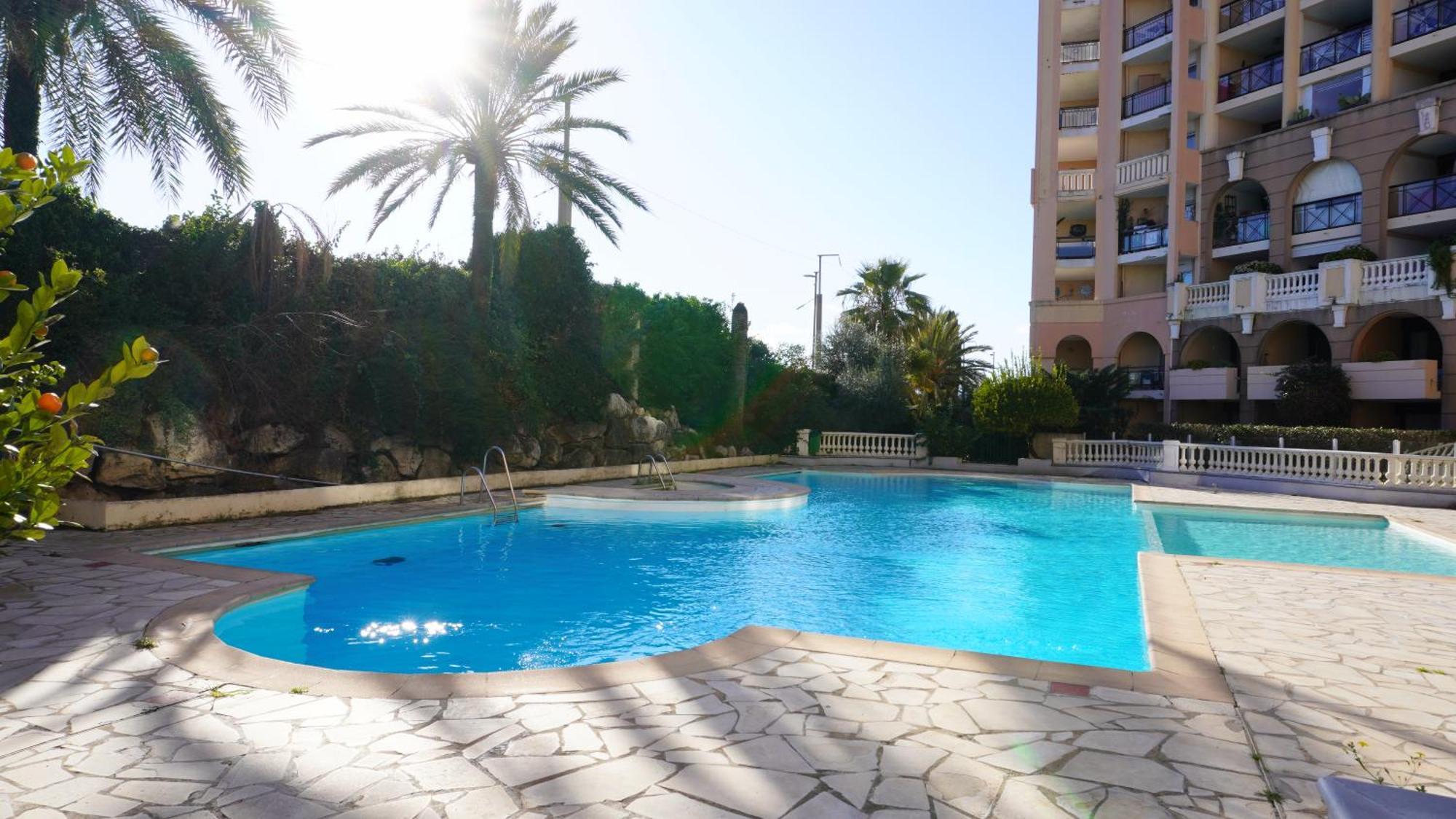 Vue 4 Personnes By Palmazur Cannes